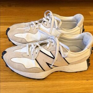 New Balance White & Pale Pink 327 Lace-Up Sneaker